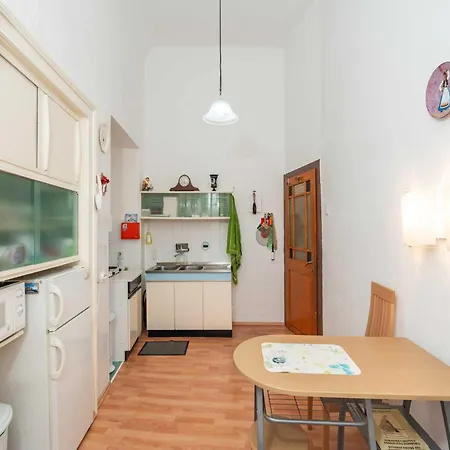Two Stars Two Beds Downtown - One-bedroom * Dubrovnik